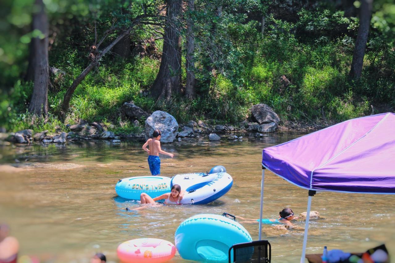 Son'S Guadalupe Glamping Tents - Adorable Riverside Glamping Tents Perfect A Family Getaway! Ню Браунфелс Екстериор снимка